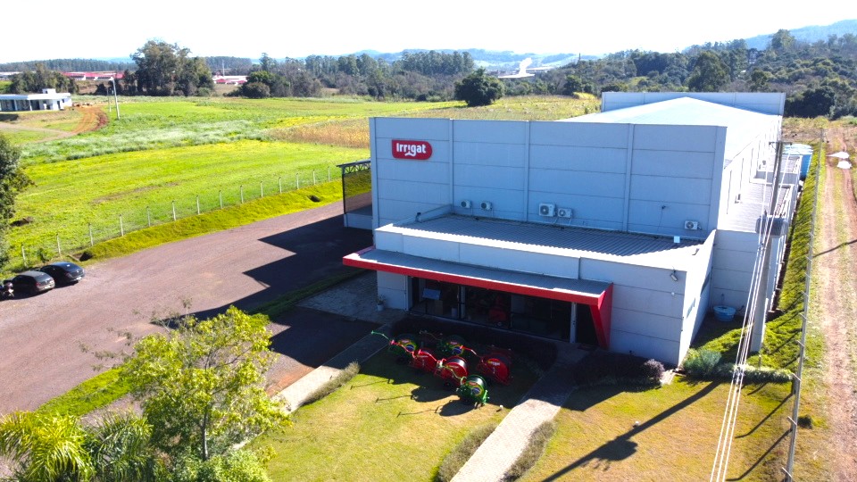 Irrigat completa 14 anos de história e projeta crescimento, levando mais qualidade de vida ao produtor rural 2 FABRICA